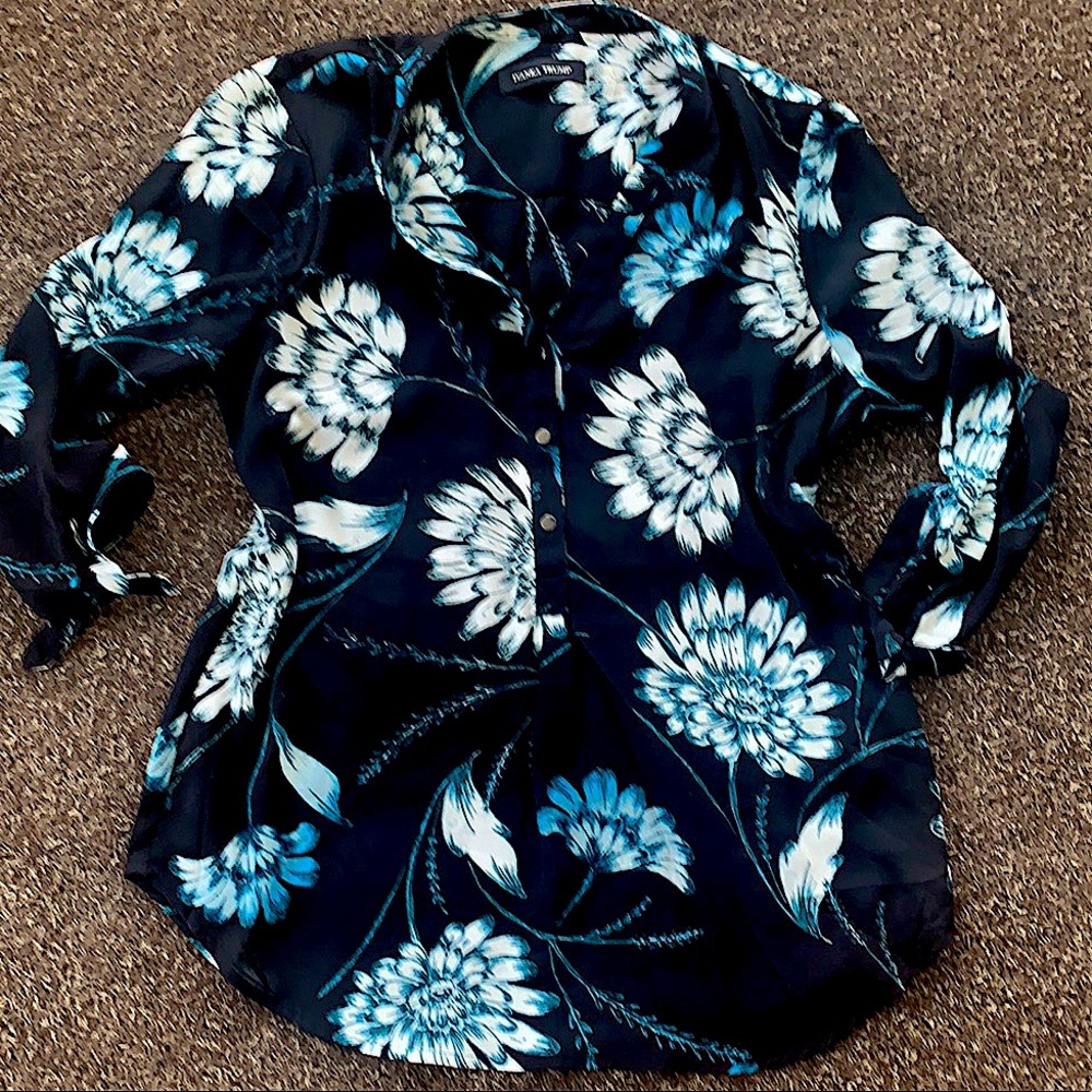 Ivanka Trump floral shirt size medium